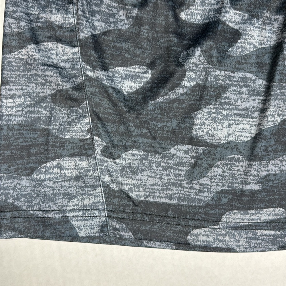 Men’s Reebok performance shorts - Picture 3 of 9
